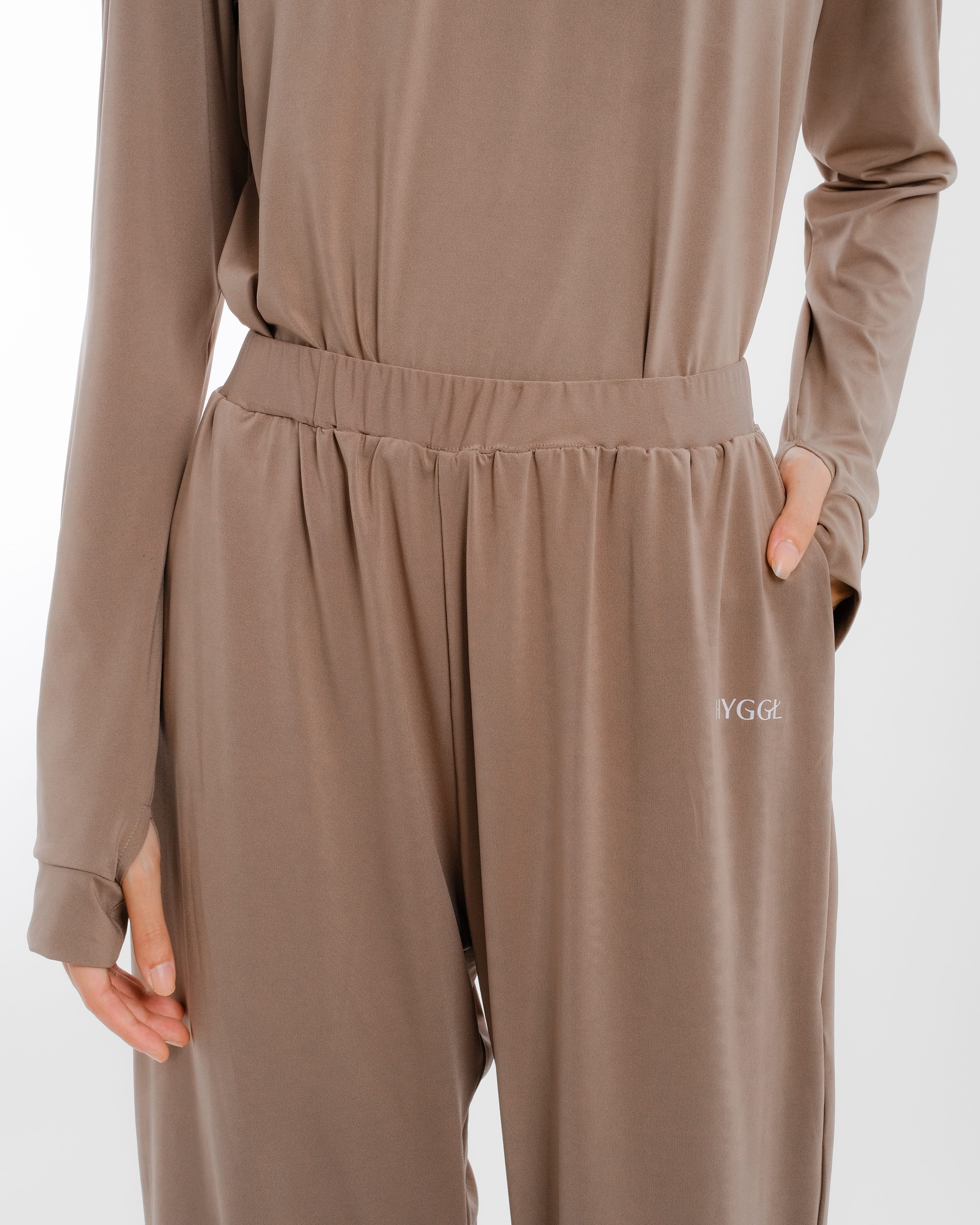 Elara Pants - Celana Olahraga Modis & Nyaman, Fit untuk Gym & Aktivitas Sehari-hari