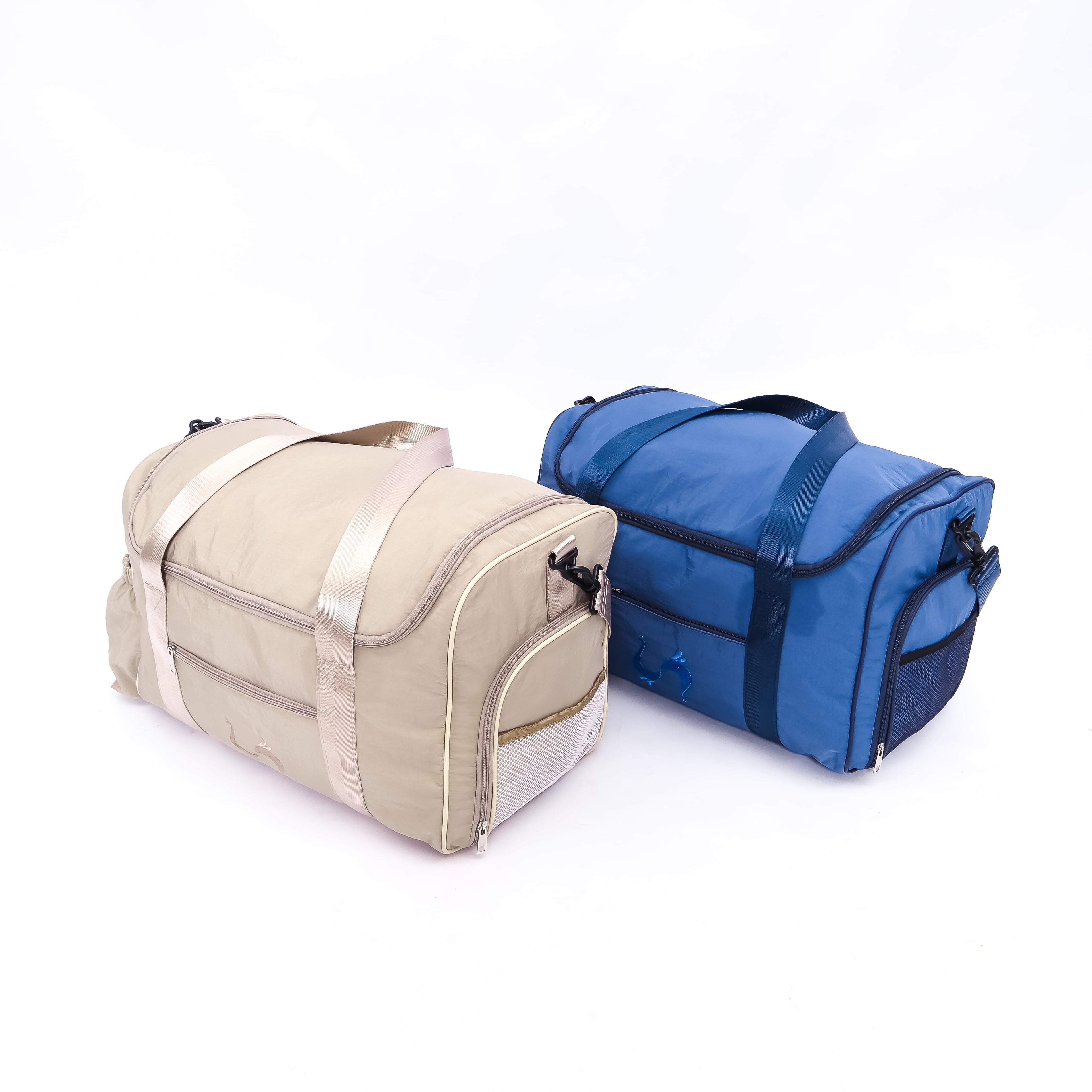 Calissa Gym Bag – Tas Olahraga Wanita dengan Kompartemen Sepatu & Botol Minum